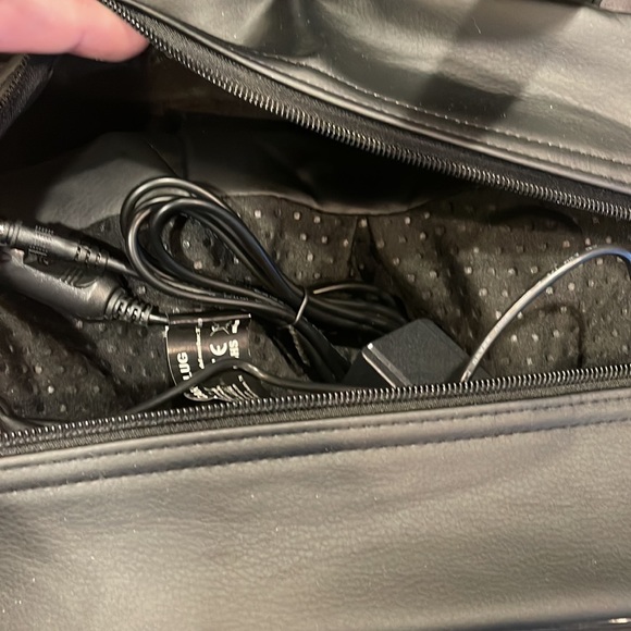 New in the box! In papa Heat Therapy Kneading Neck & Back Massager - Picture 4 of 4